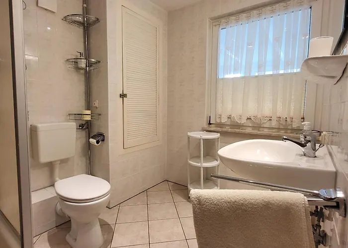 Thiel Eg Apartamento *